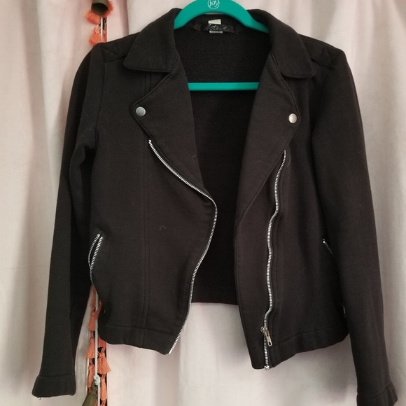 Jacket - Picture 3 of 4